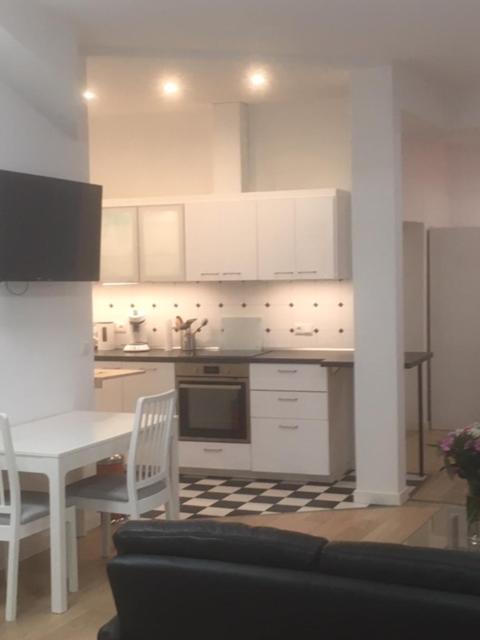 Jugendstilhaus Riverside City Appartements Fuer Urlaub Und Business Bréma Kültér fotó